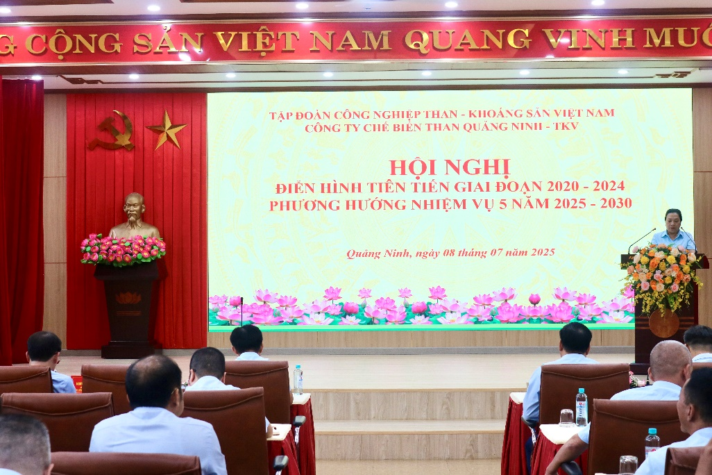 Công ty Chế biến than Quảng Ninh - TKV tổ chức Hội nghị điển hình tiên tiến giai đoạn 2020 - 2024, phương hướng nhiệm vụ 5 năm 2025 - 2030